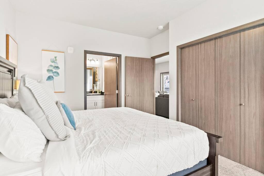Spacious New 2 Bed 2 Bath Apt By Downtown Spokane Exterior foto
